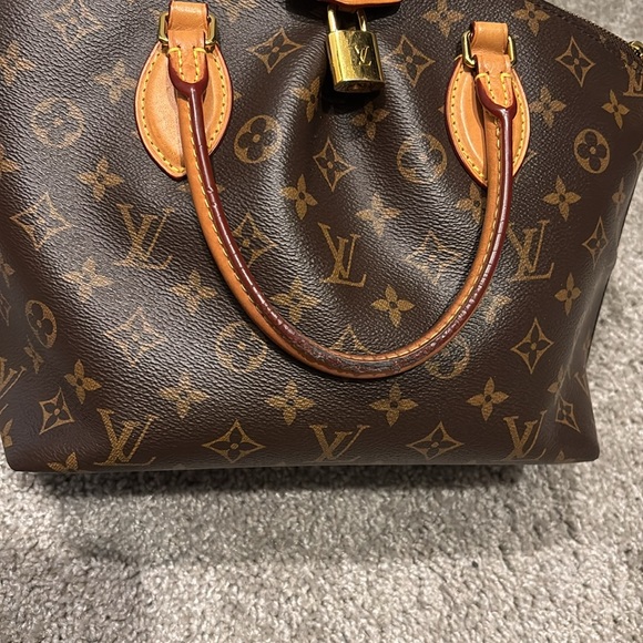 Louis Vuitton Boetie PM - Picture 2 of 15